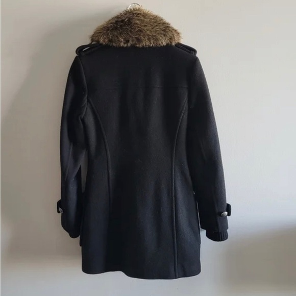 Aritzia Community Wool Coat with detachable faux fur - Picture 4 of 6